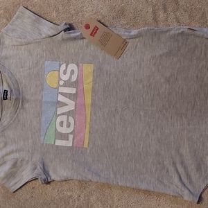NWT Girls Levi Tshirt